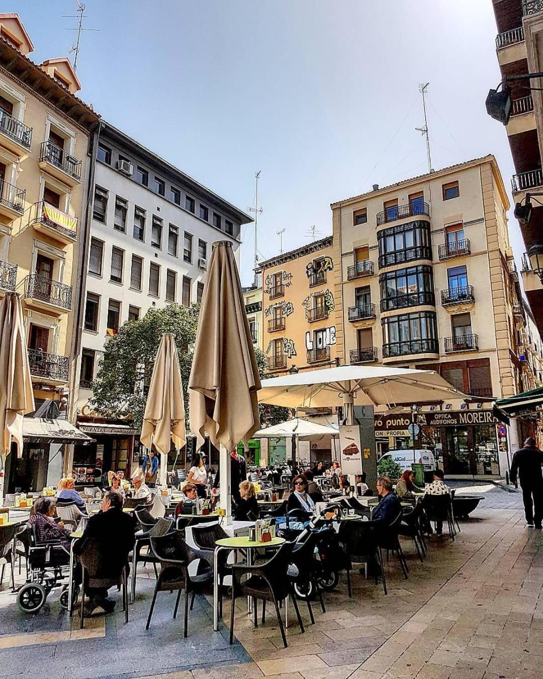 Apartamenticos Plaza Sas I 萨拉戈萨 外观 照片